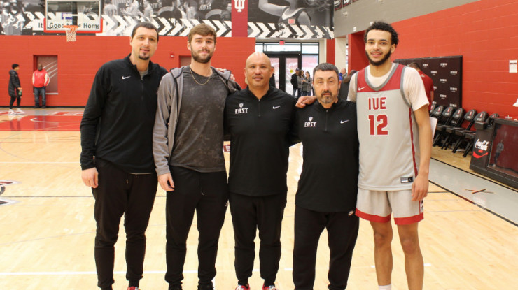 Red Wolves Take Down Midway on Senior Day