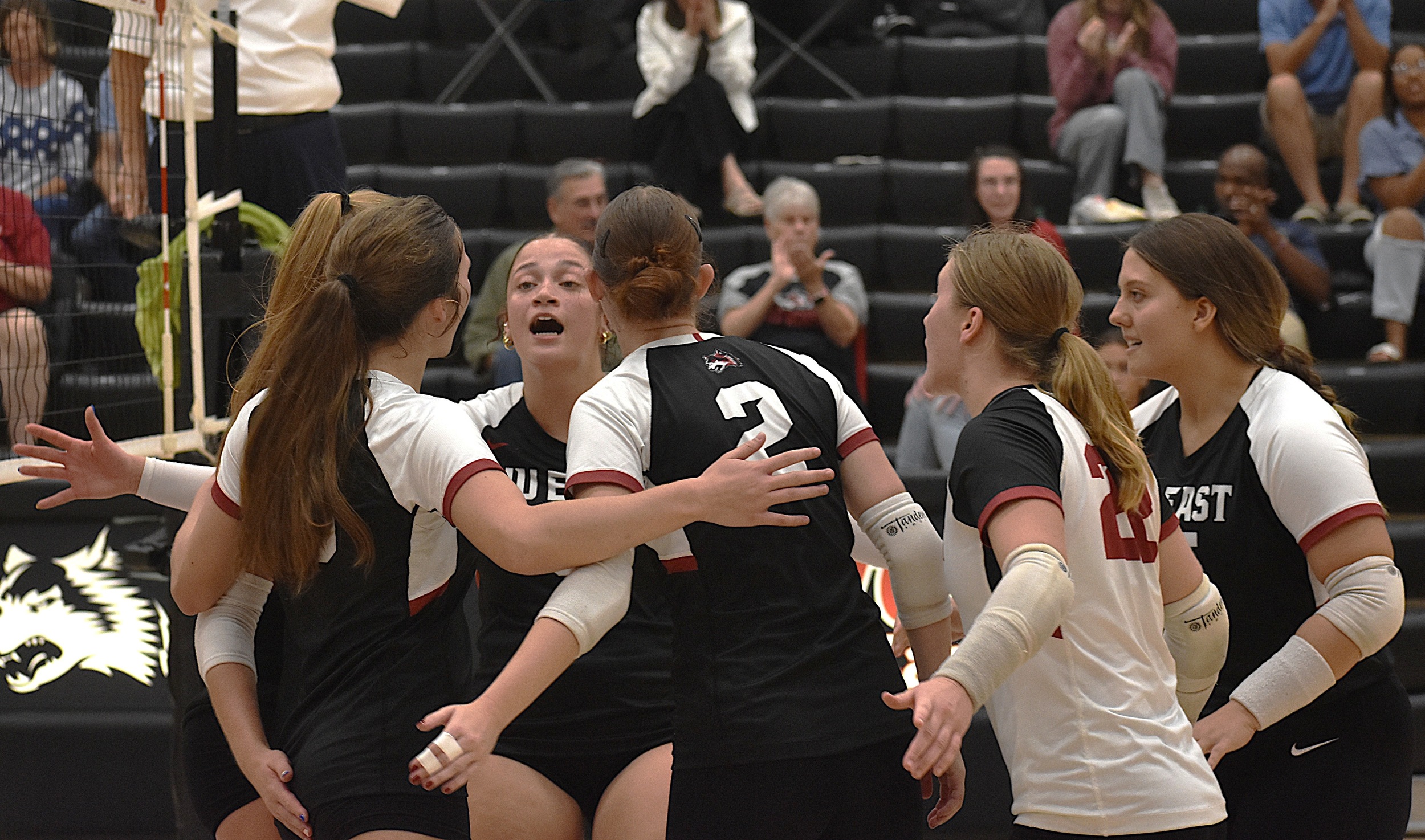 Women's Volleyball: IU Southeast 3, IU East 2
